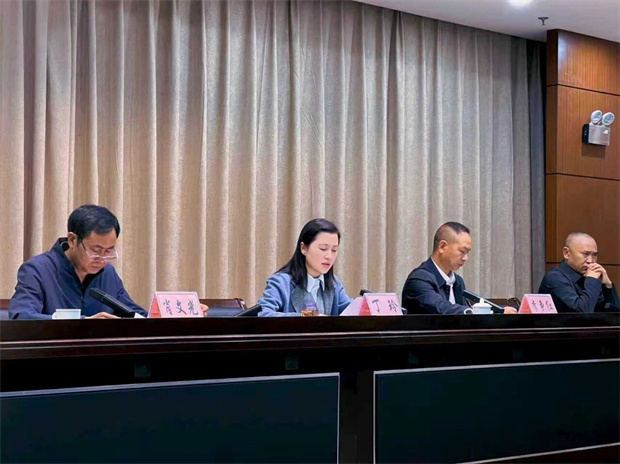 临沧旅游：临沧市文旅局长会议：奋力推动文化旅游事业朝着“千亿级”产业奋勇迈进